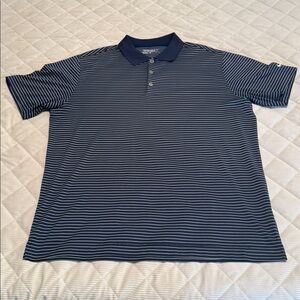 Nike Golf Men's Navy Blue and White Striped Standard Fit Polo Shirt X-Large